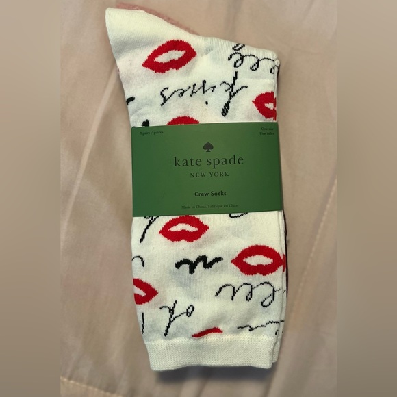 NWT Kate Spade Valentines Day 3 pack socks - Picture 1 of 4